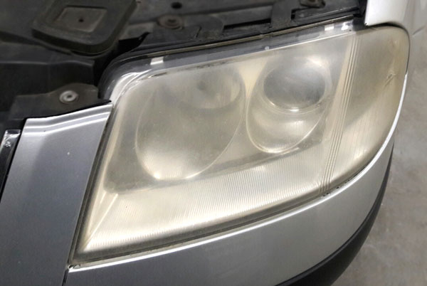 Перегляд фар до відновлення.