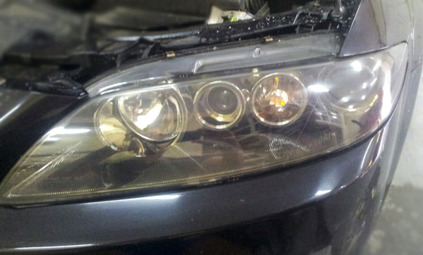 Зовнішній вигляд фар після шліфування та полірування.